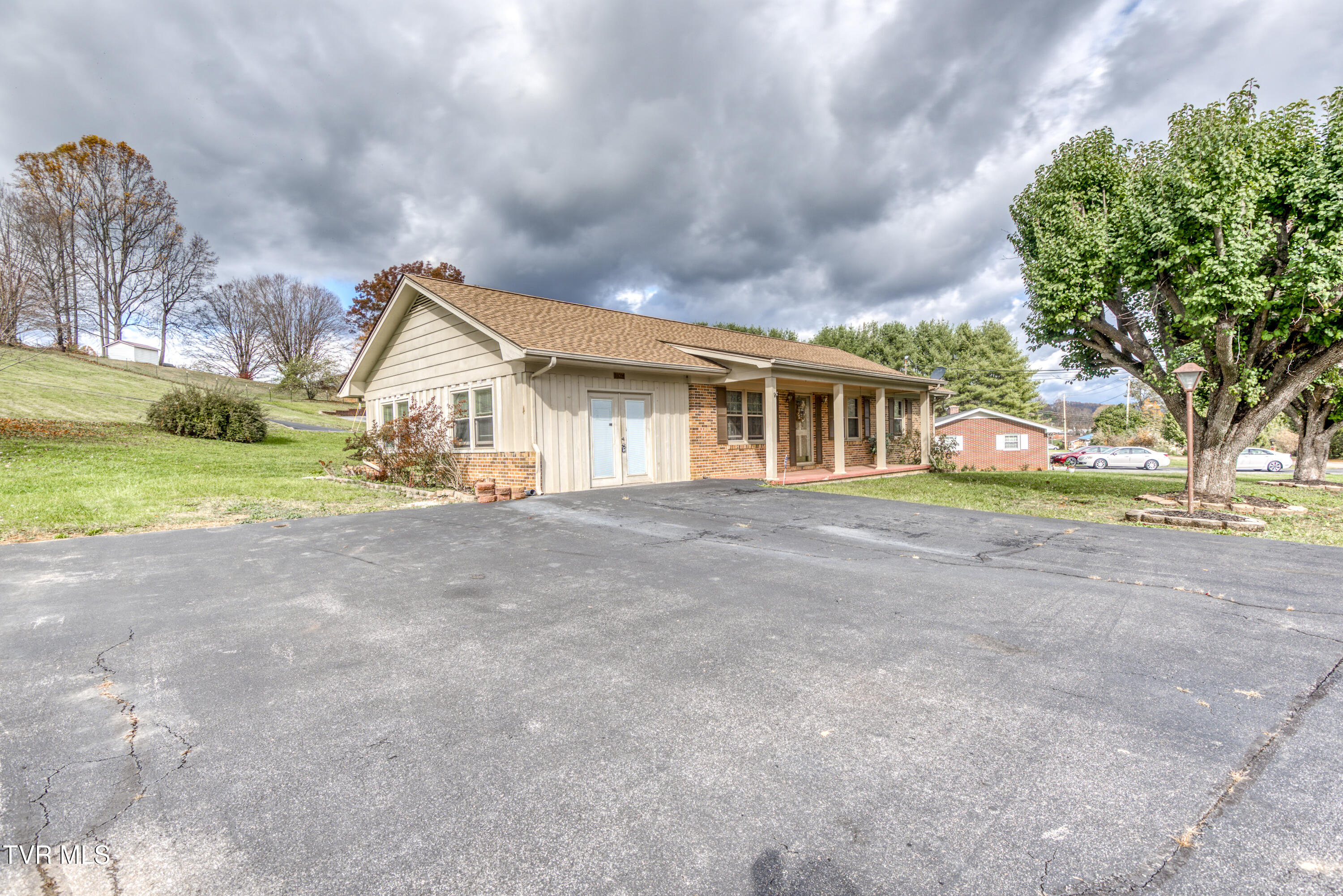 16094 Elliott Street, Abingdon, Virginia image 3