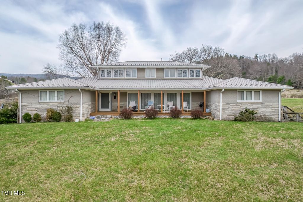 Photo of 306 Burley Shouns Lane, Mountain City, TN 37683 (MLS # 9992815)