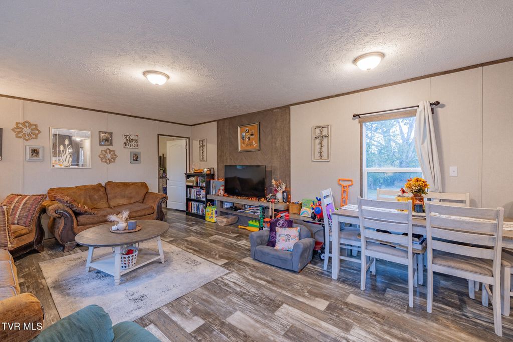Photo of 313 Rambling Road, Jonesborough, TN 37659 (MLS # 9987431)
