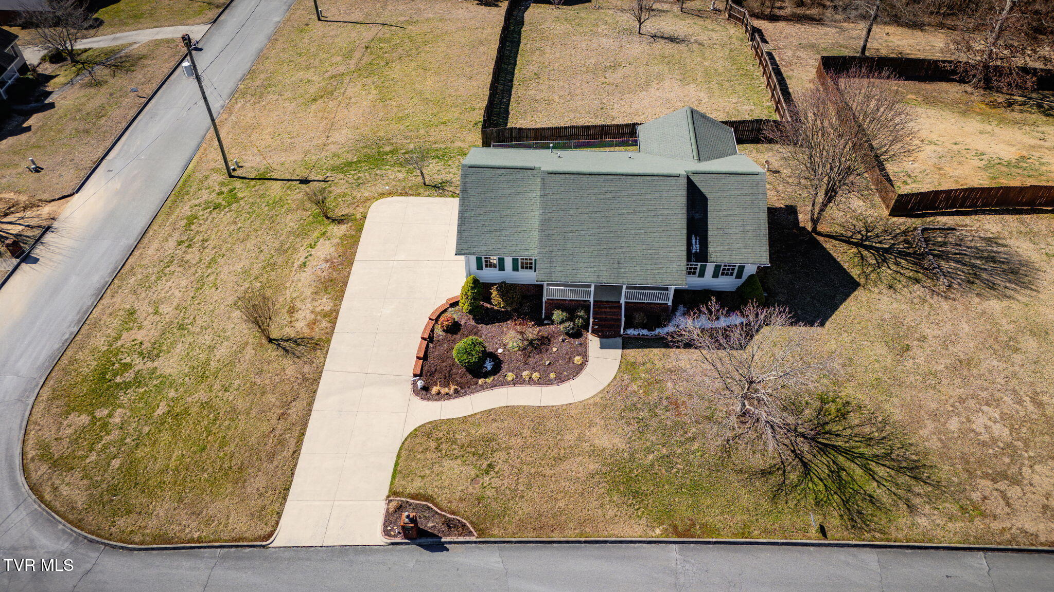 125 Meadow Springs Lane, Mount Carmel, Tennessee image 41