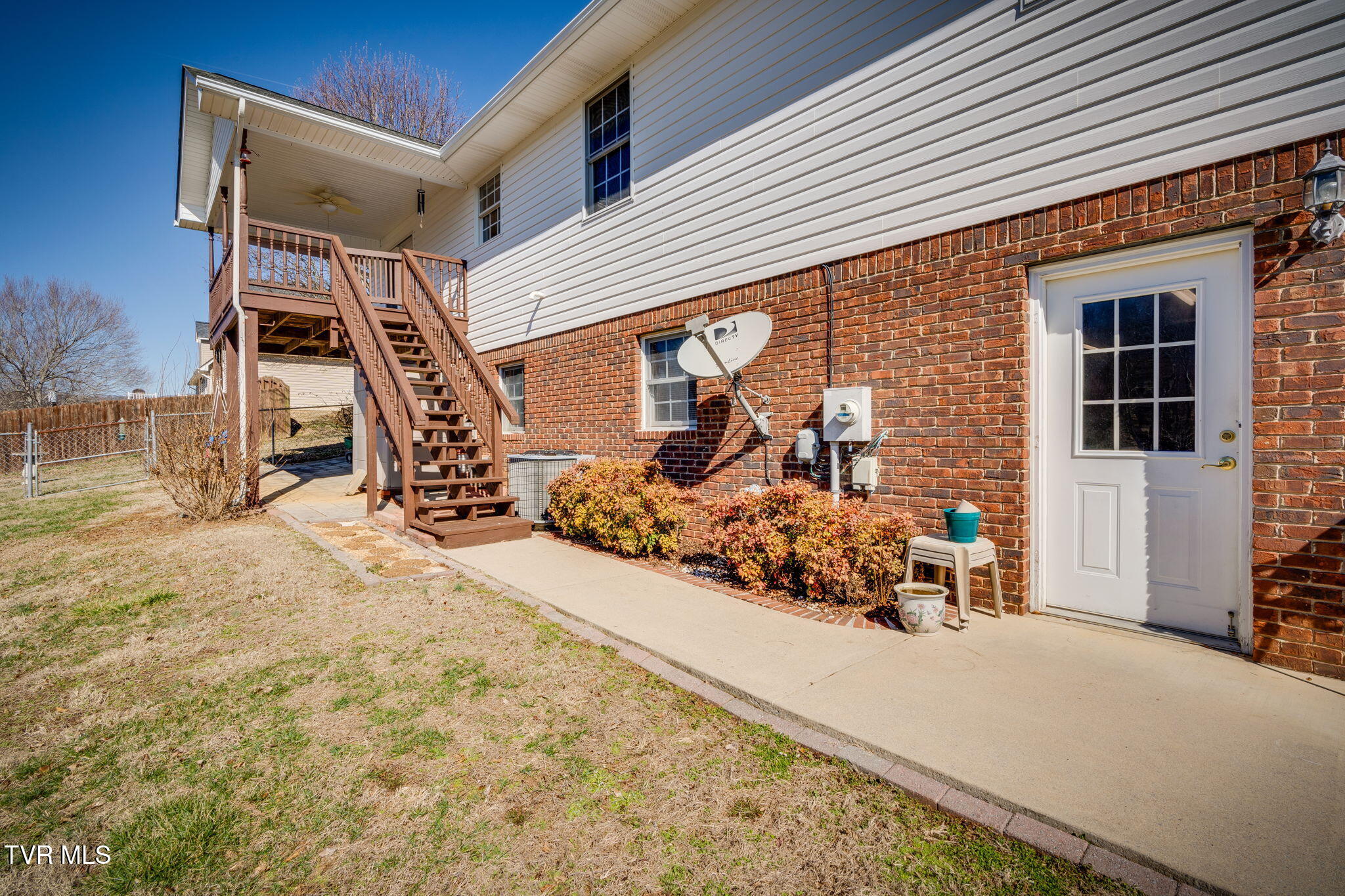 125 Meadow Springs Lane, Mount Carmel, Tennessee image 32