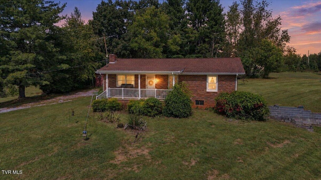 Photo of 95 Barren Valley Road, Chuckey, TN 37641 (MLS # 10001990)