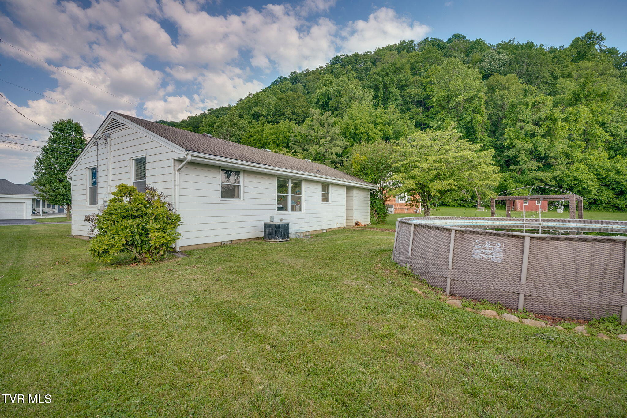 1012 Circle Drive, Elizabethton, Tennessee image 23
