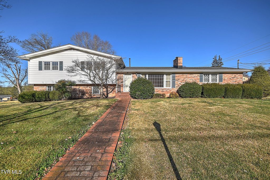 Photo of 161 Echo Lane, Bluff City, TN 37618 (MLS # 9988533)