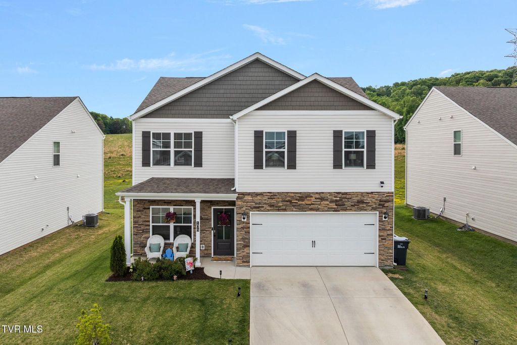 Photo of 106 Thistle Drive, Bluff City, TN 37618 (MLS # 9995045)