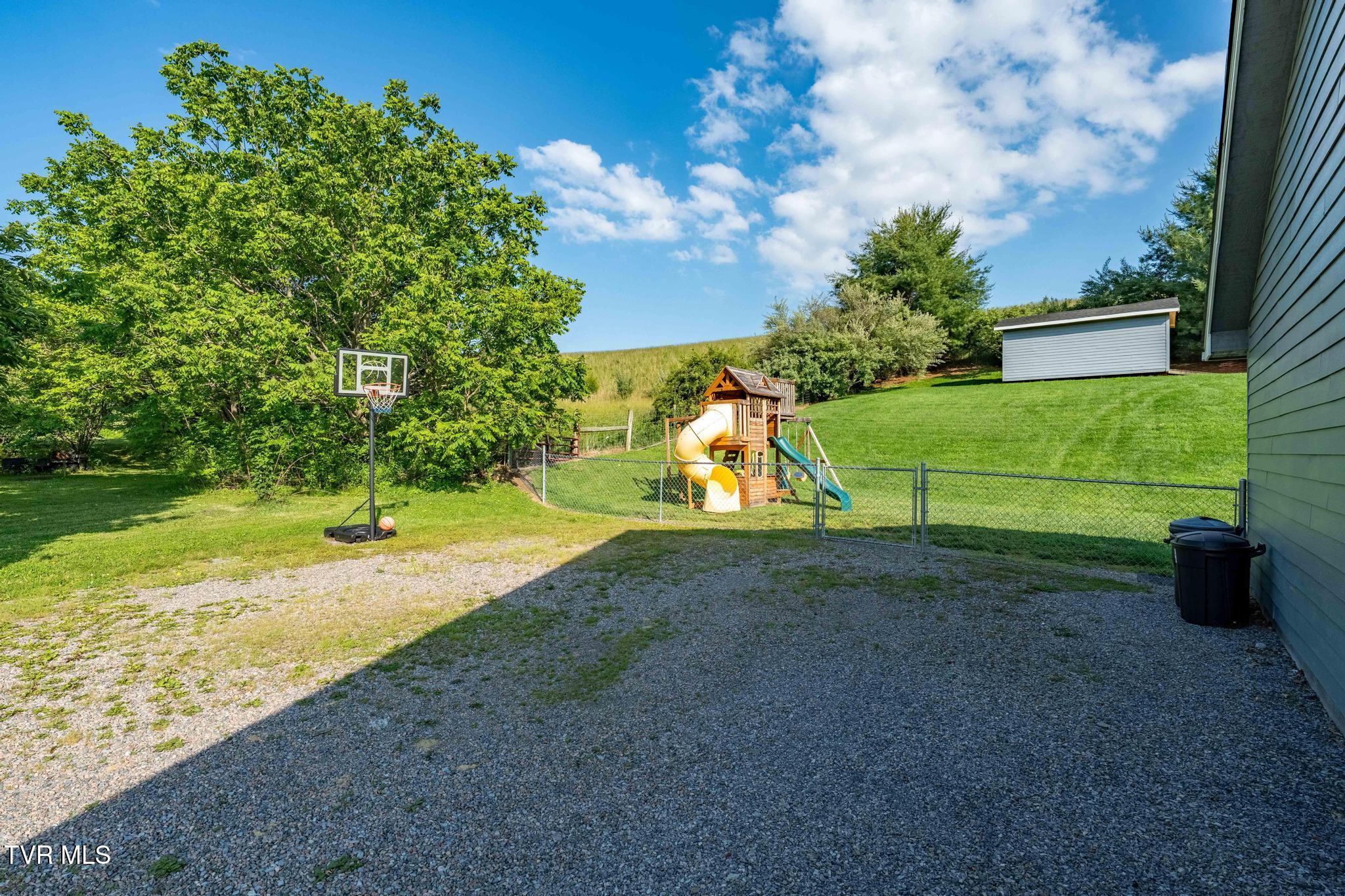 6151 Highway 67 W, Mountain City, Tennessee image 10