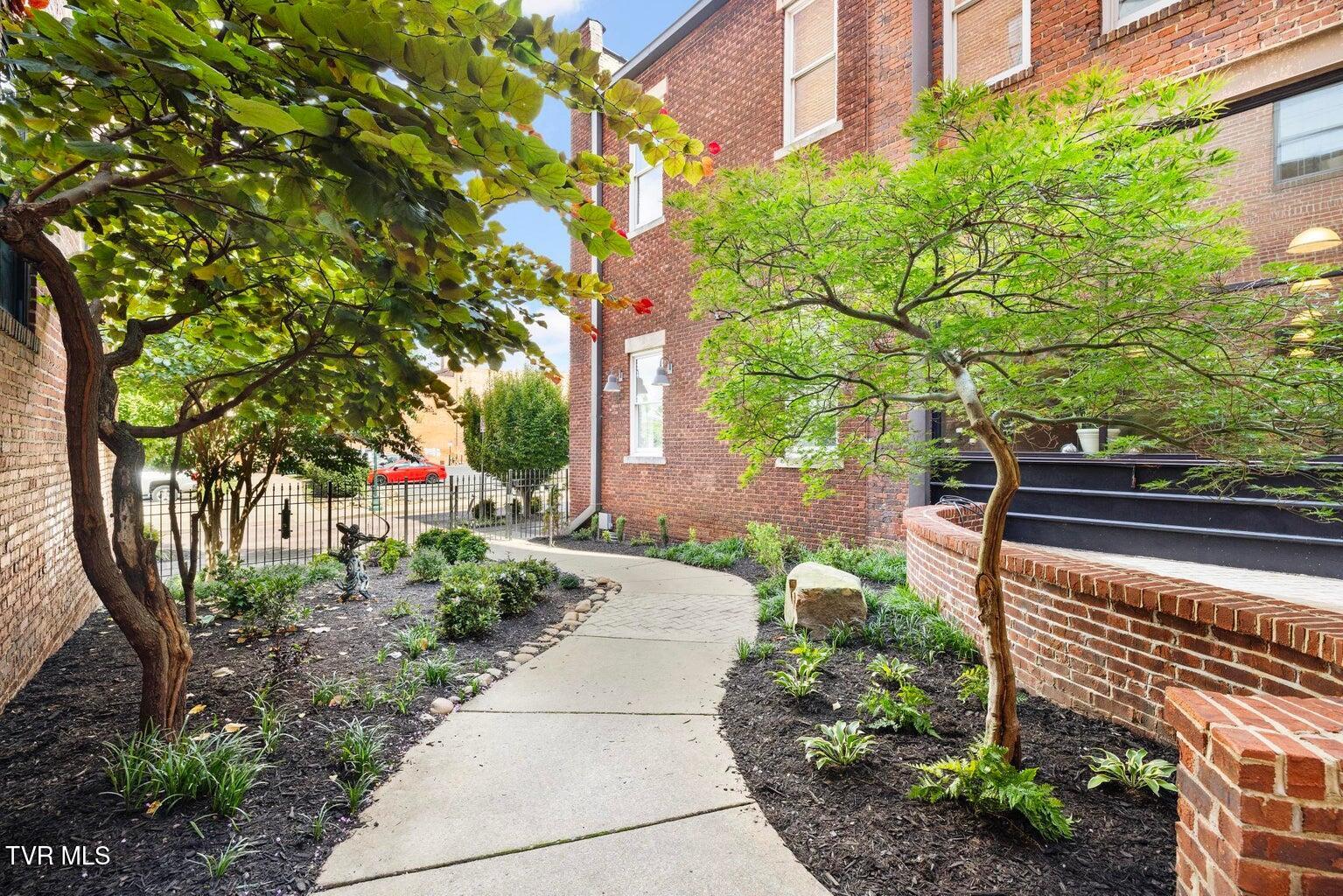 116 Tipton Street Apt 213