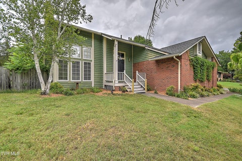 Homes For Sale - 1904 Birchwood Road<br/> Kingsport, TN 37660