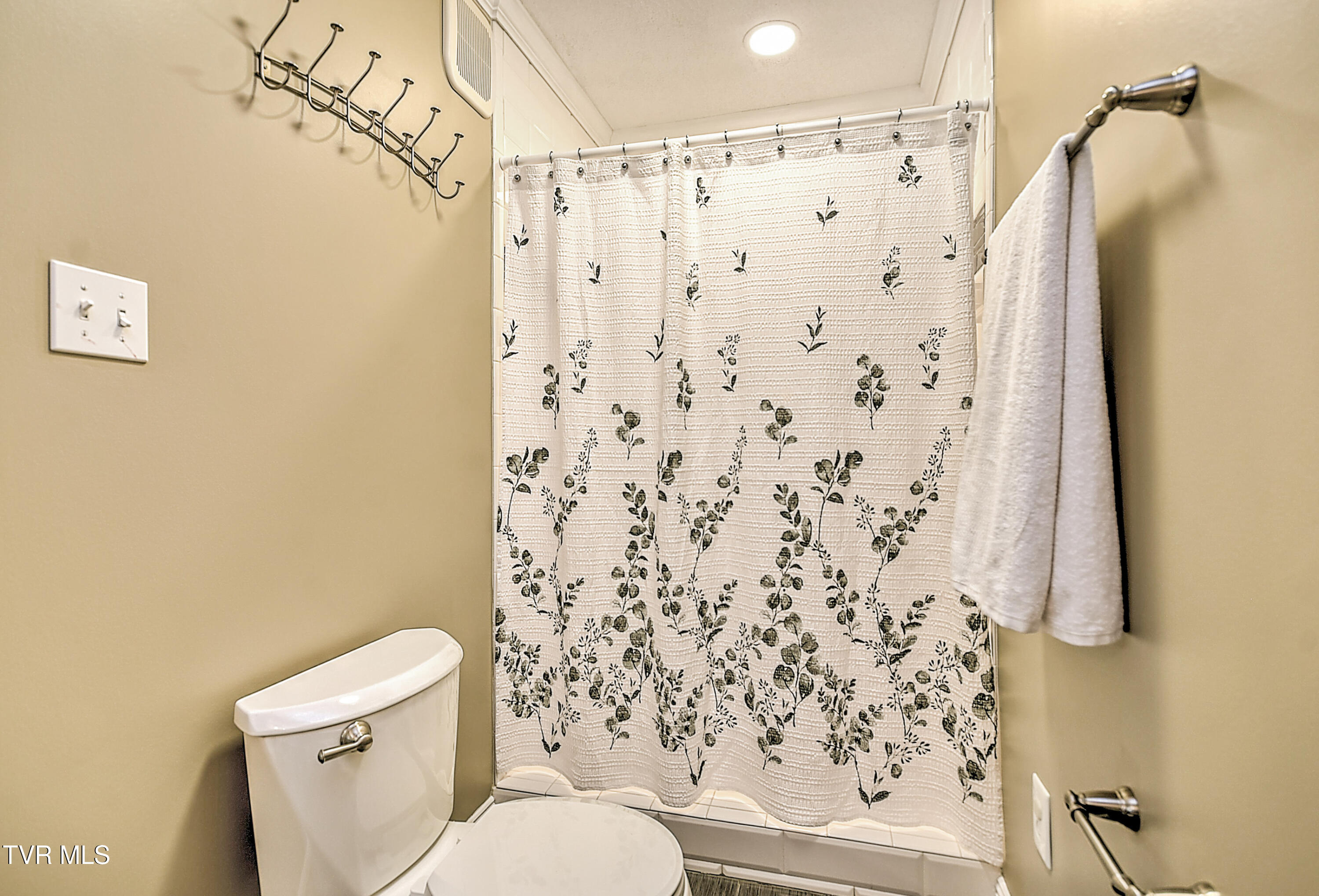 124 Skyline Drive, Bristol, Tennessee image 12