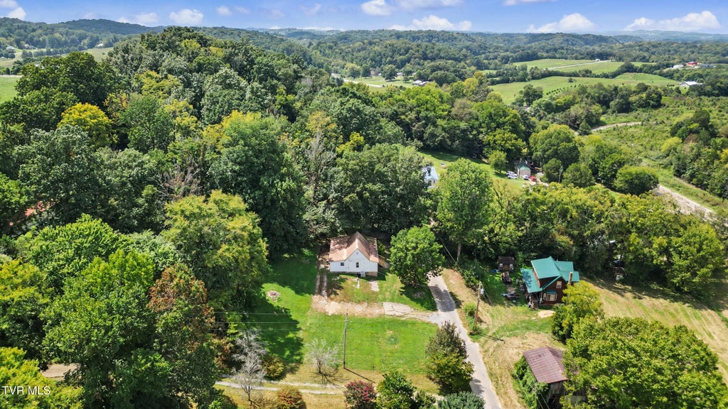 Photo of 380 Mulberry Road, Greeneville, TN 37745 (MLS # 10000272)