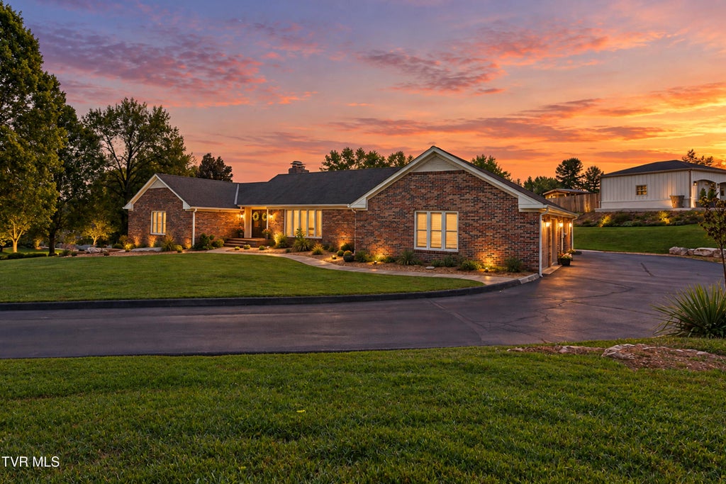 Photo of 125 Pendleton Drive, Bristol, TN 37620 (MLS # 10001093)
