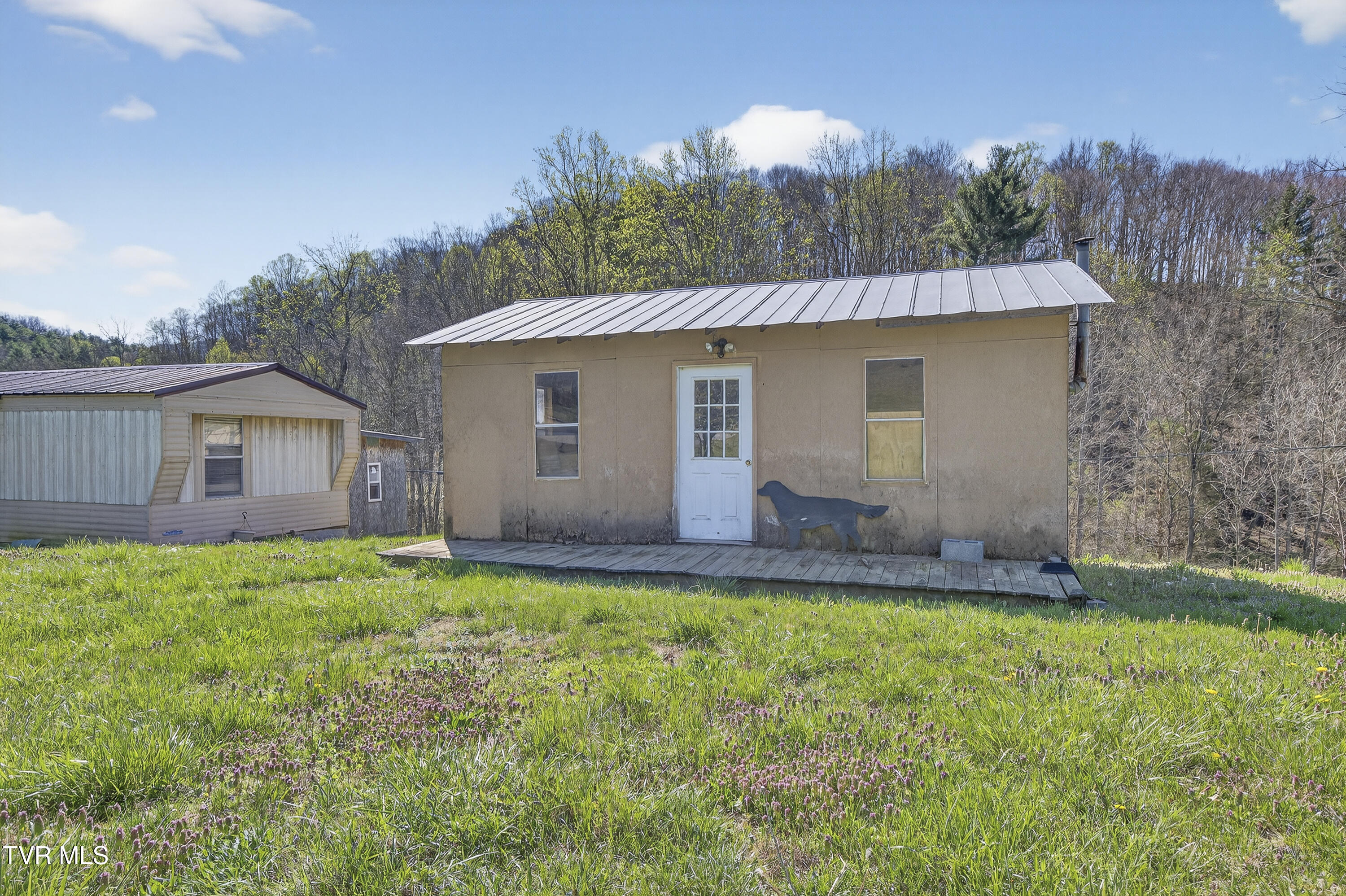 2484 Denton Valley Road