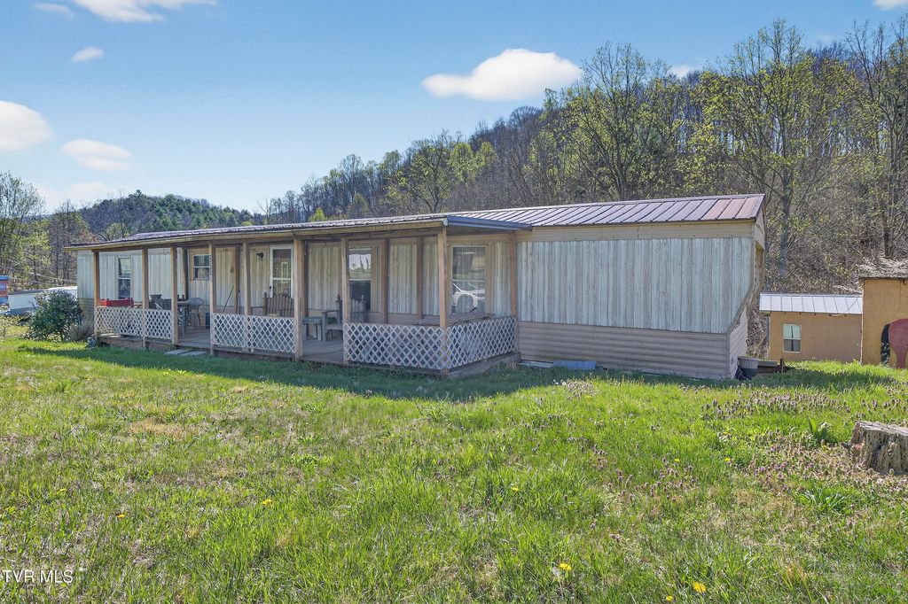 Photo of 2484 Denton Valley Road, Bristol, TN 37620 (MLS # 9993504)