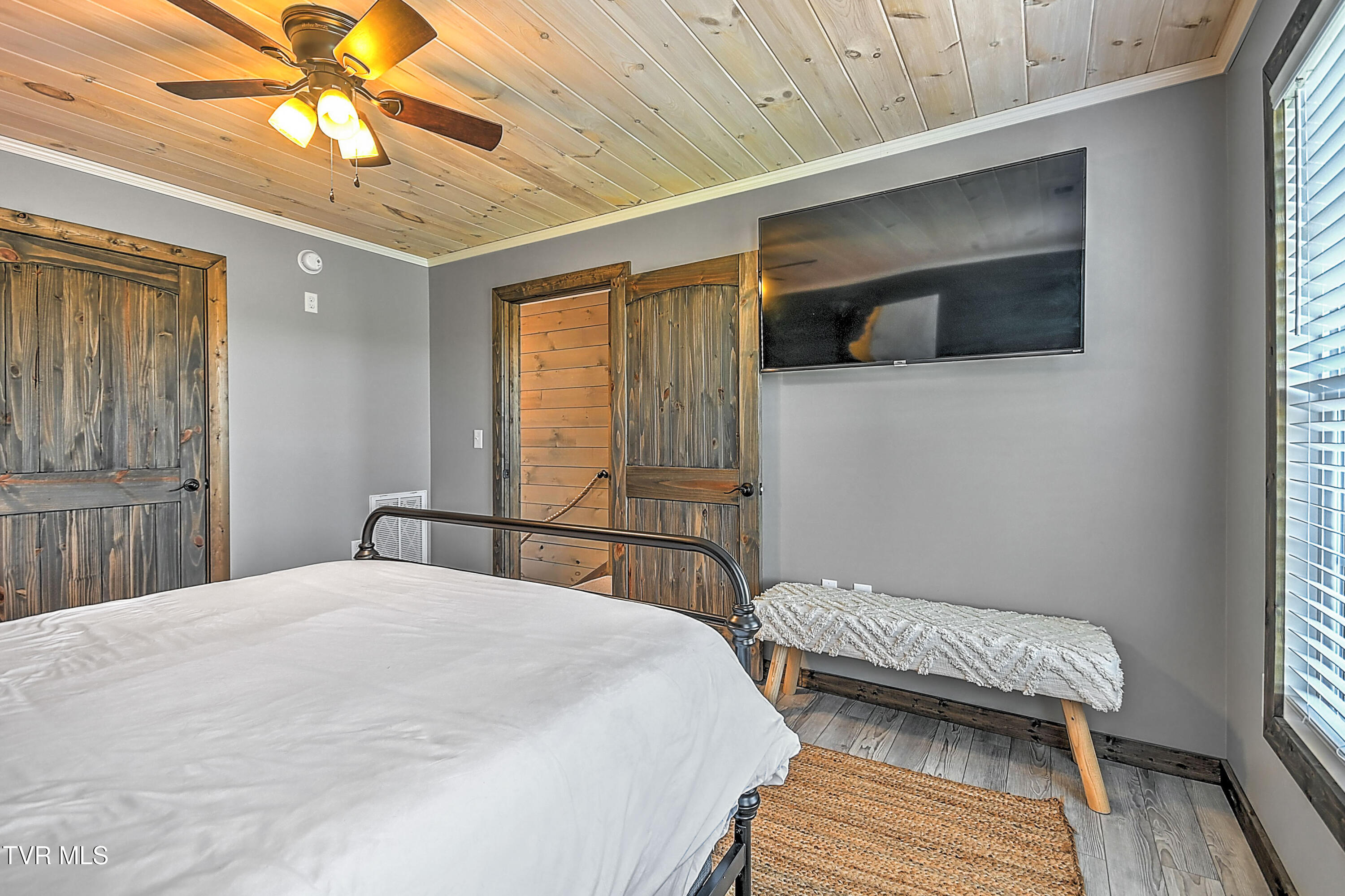 605 Summer Sound Road, Piney Flats, Tennessee image 32