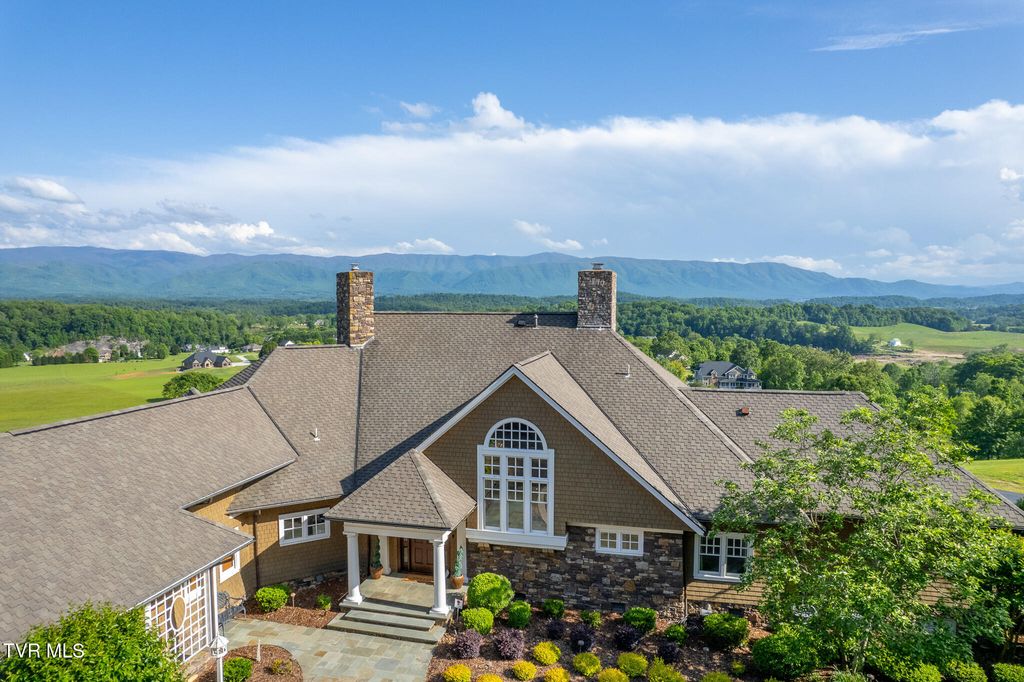 Photo of 19 Summerhill Lane, Greeneville, TN 37745 (MLS # 9984964)