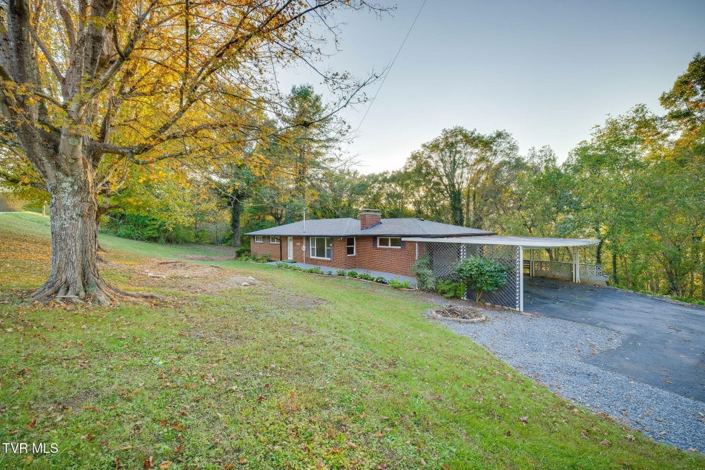 Photo of 2134 Highway 93, Fall Branch, TN 37656 (MLS # 10002221)