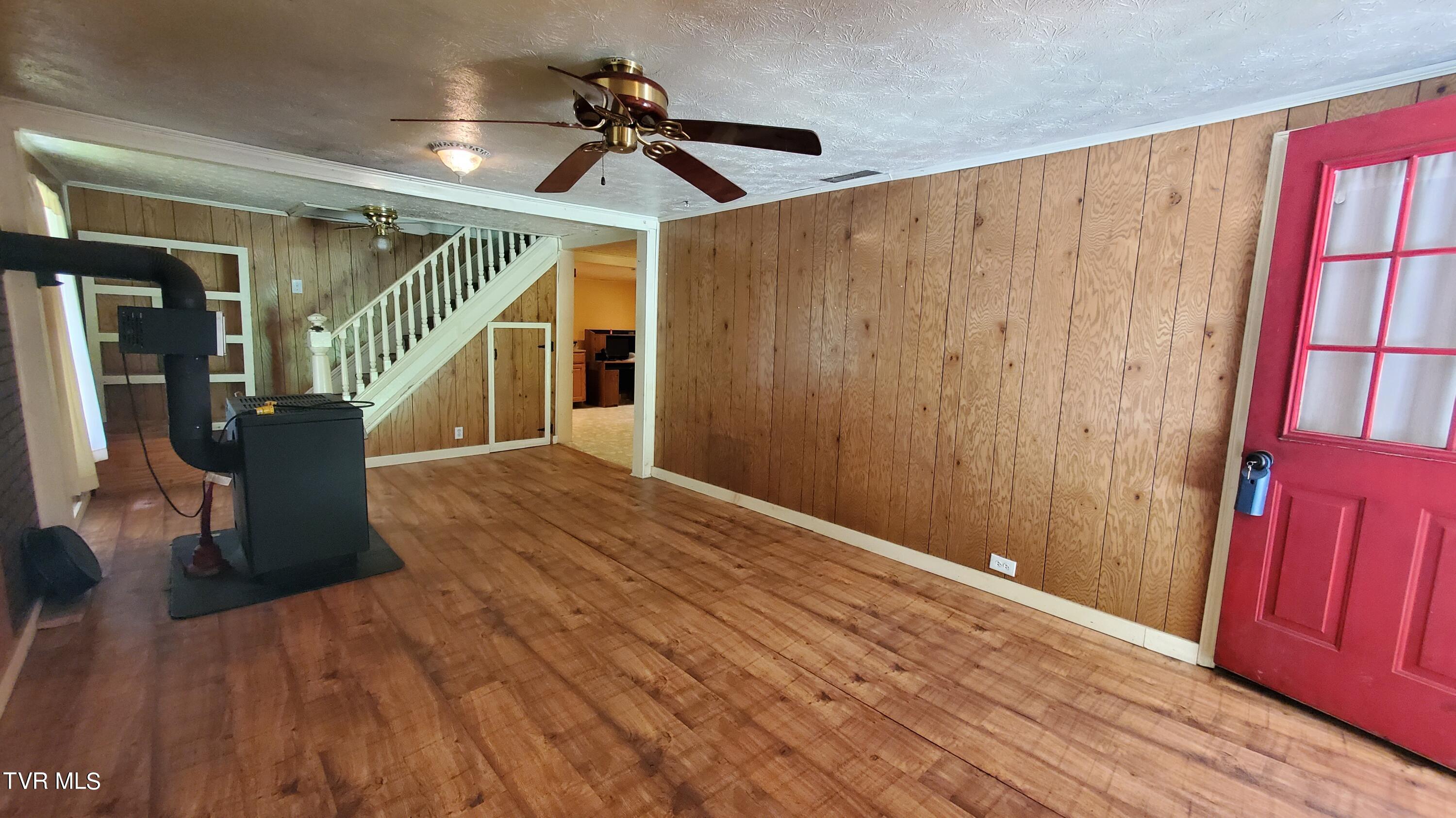 123 Tower Road, Roan Mountain, Tennessee image 10