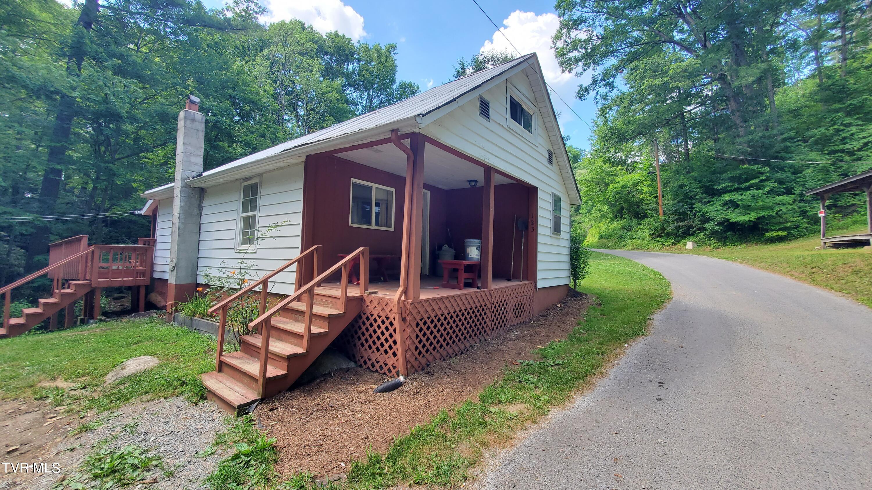 123 Tower Road, Roan Mountain, Tennessee image 33