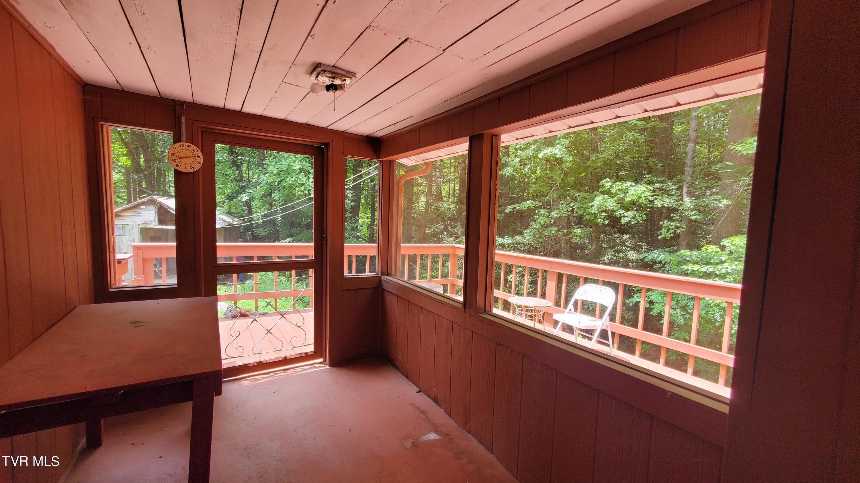 123 Tower Road, Roan Mountain, Tennessee image 7