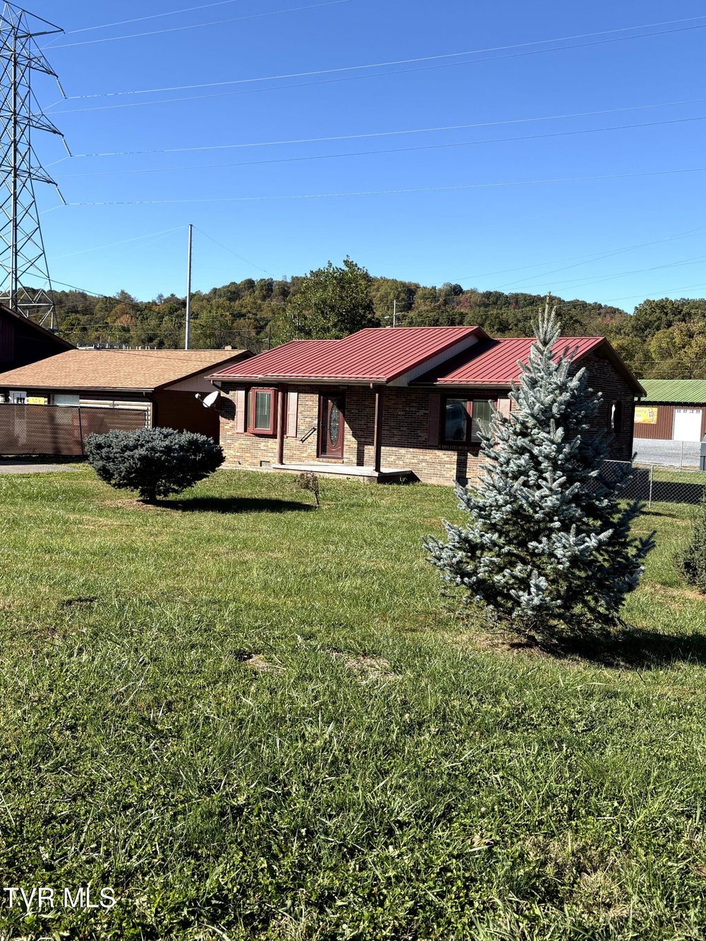 Photo of 138 Lovers Lane, Elizabethton, TN 37643 (MLS # 10002508)
