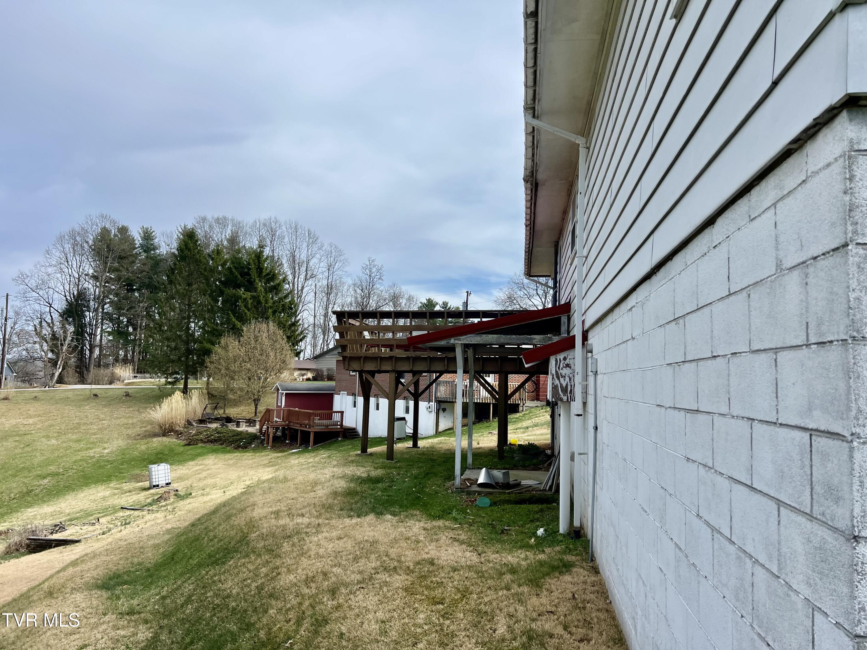 237 Southeast Grandview Drive