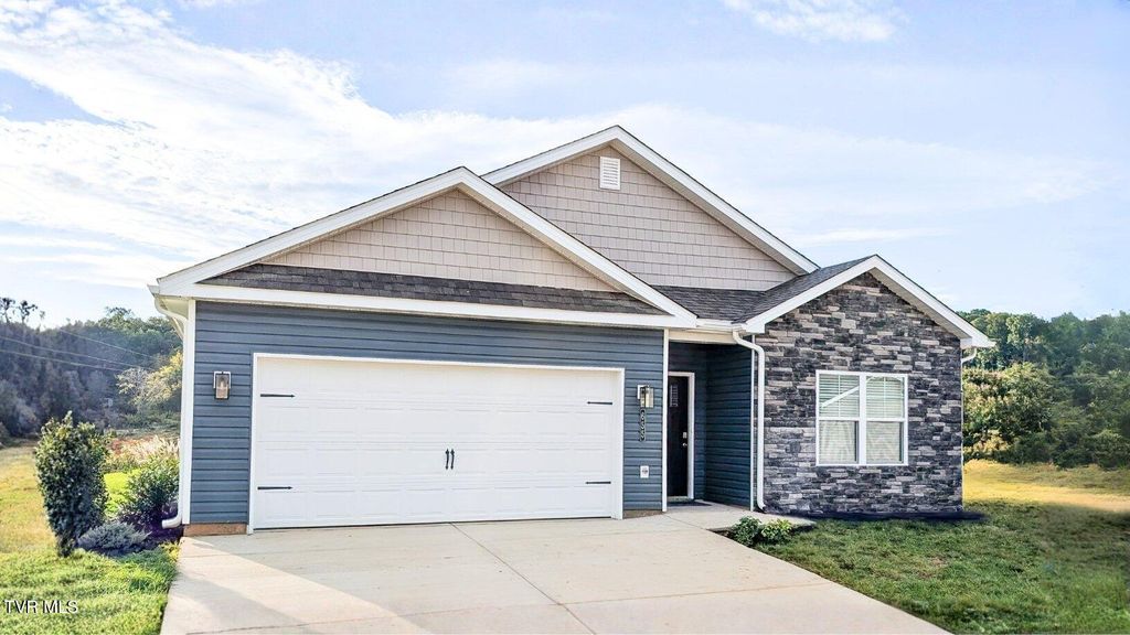 Photo of 655 Saint Andrews Drive DR, Kingsport, TN 37664 (MLS # 9994892)