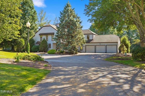 286 S HAMPTON DR, BRISTOL, TN 37620 - Image a8174a3ee9d7b6e41624b1ed58cebdbd/224543776