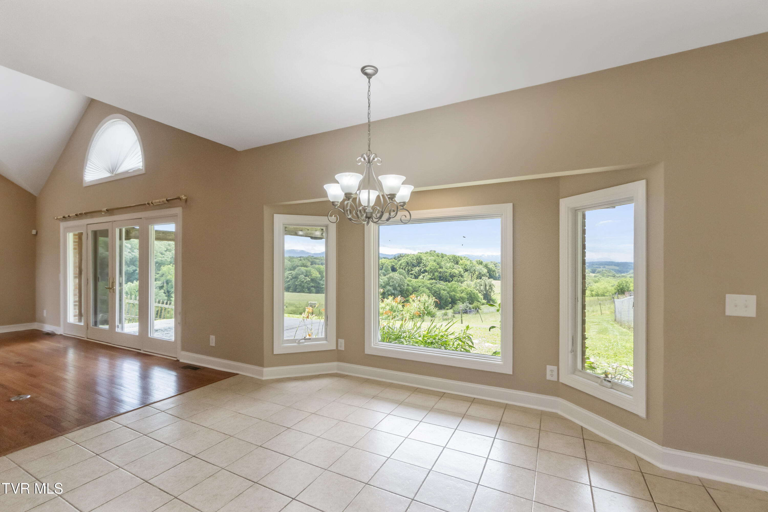 1120 Old Kentucky Road, Greeneville, Tennessee image 32