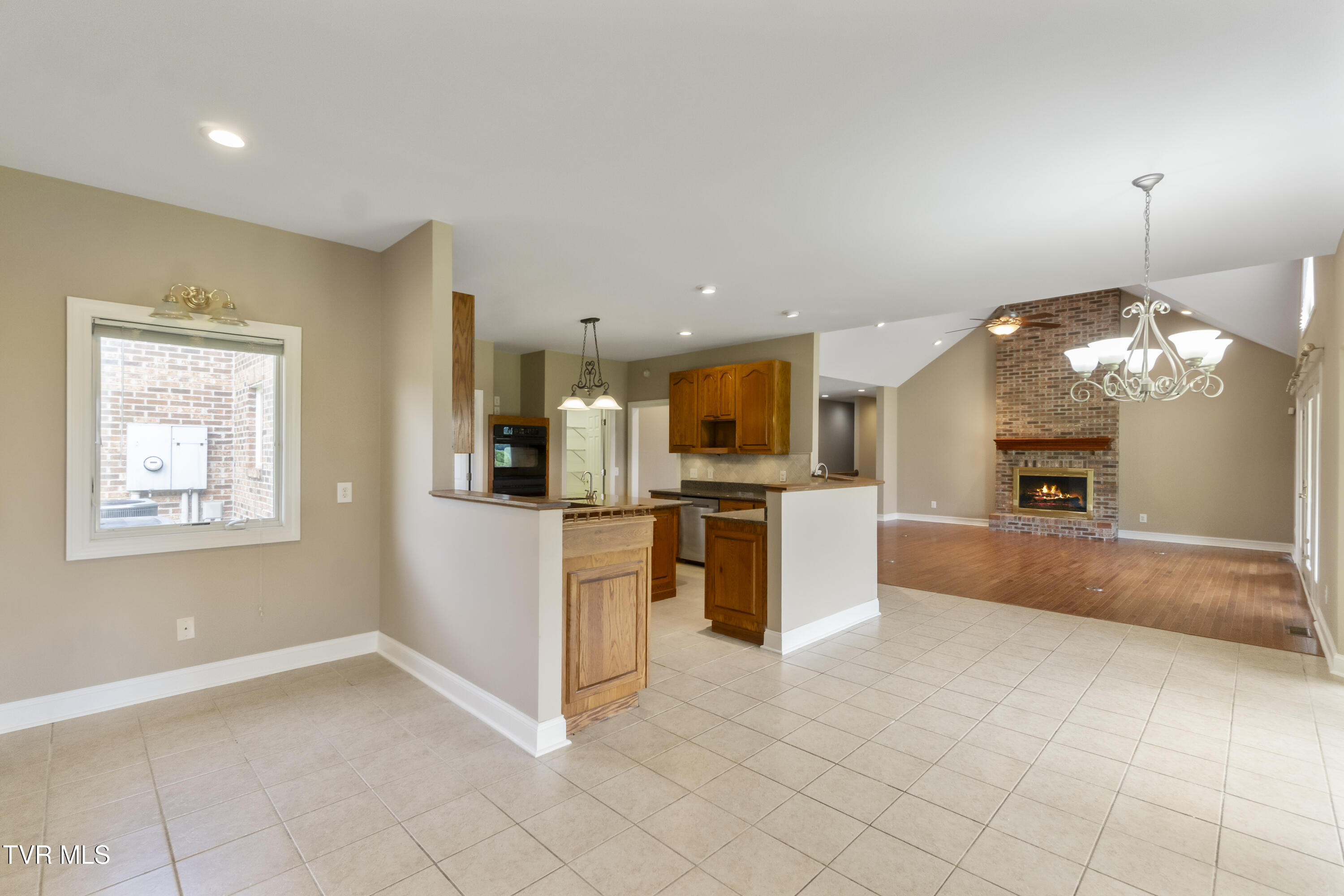 1120 Old Kentucky Road, Greeneville, Tennessee image 34