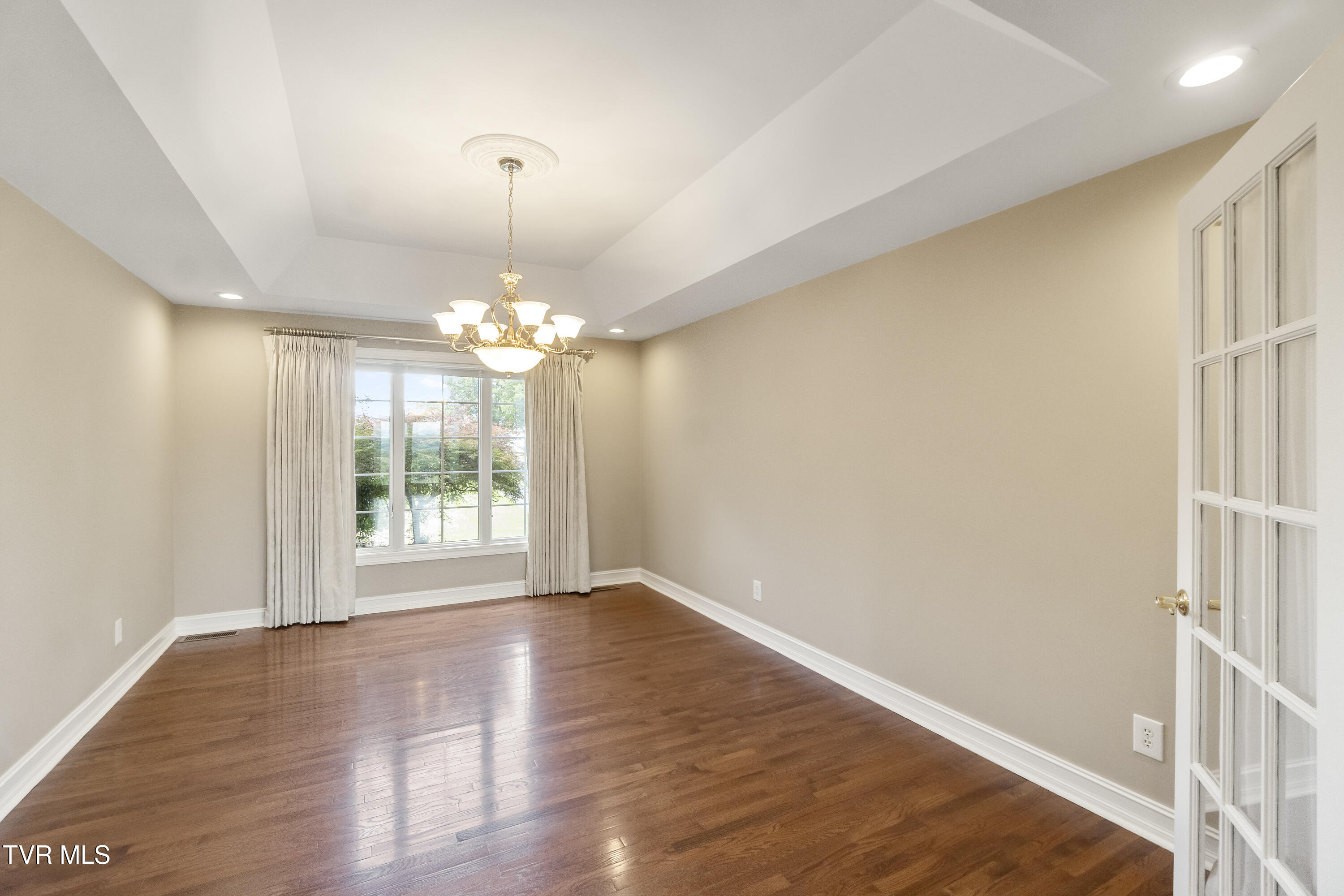 1120 Old Kentucky Road, Greeneville, Tennessee image 25