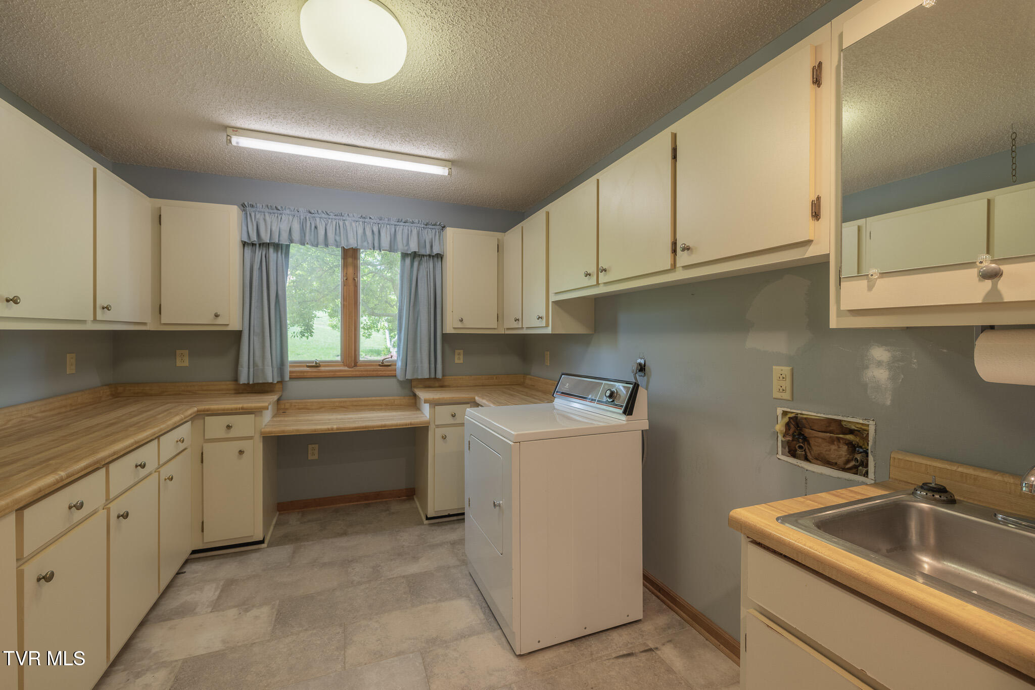 144 Windmere Place, Kingsport, Tennessee image 9