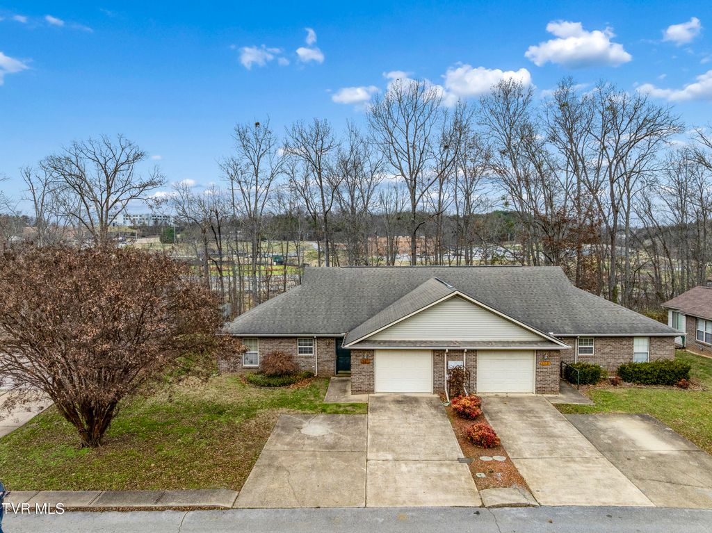 Photo of 111 Park Place #0, Greeneville, TN 37743 (MLS # 9989212)
