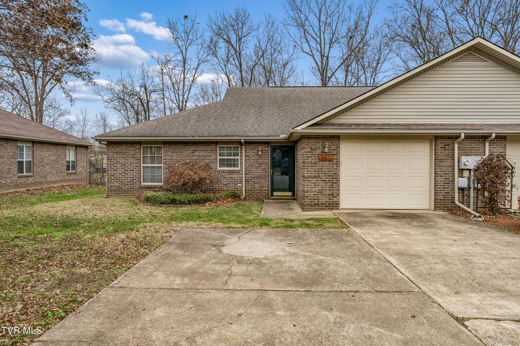 Photo of 111 Park Place #0, Greeneville, TN 37743 (MLS # 9989212)