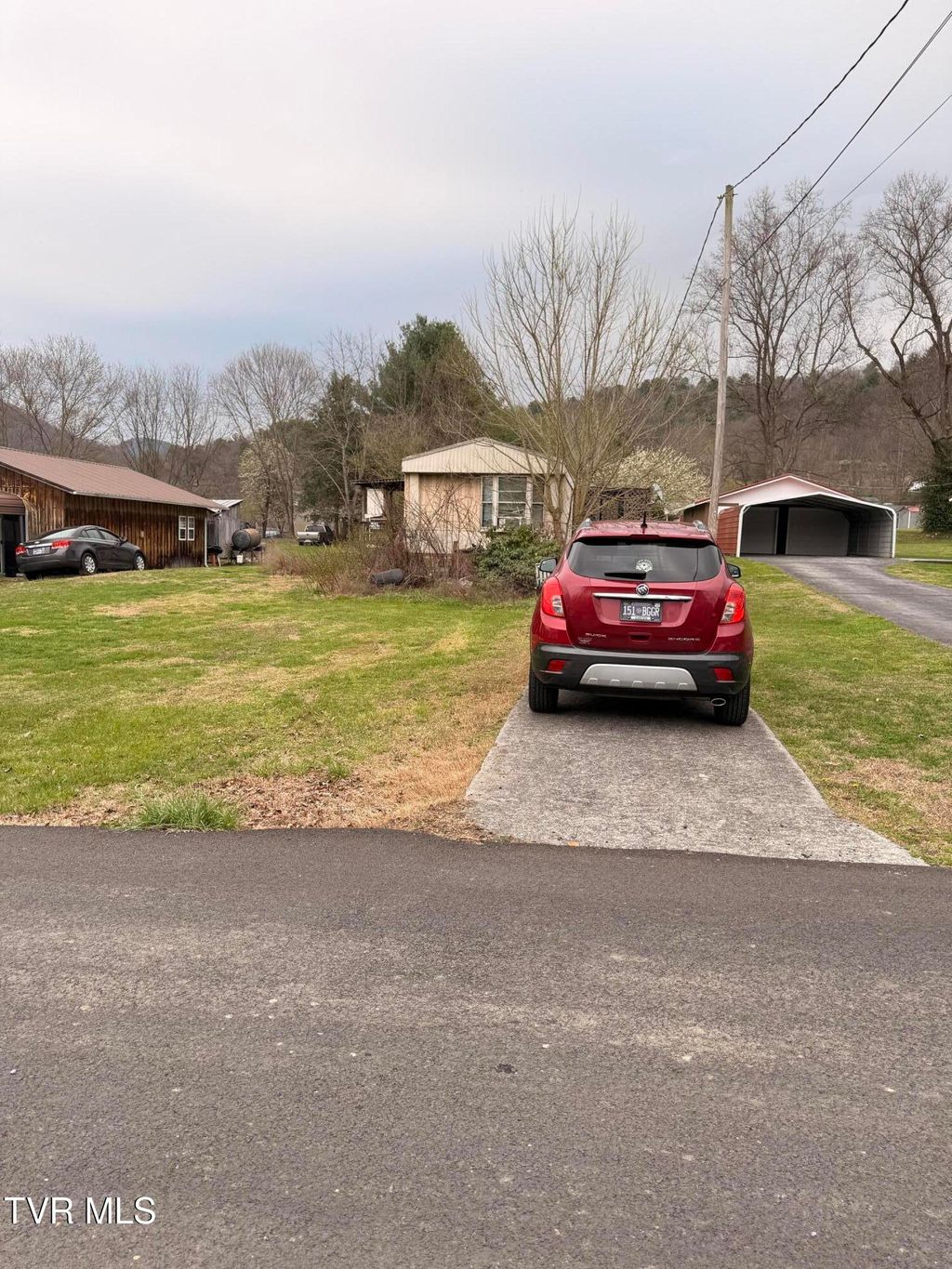 Photo of 128 Parsley Street, Erwin, TN 37650 (MLS # 9992786)