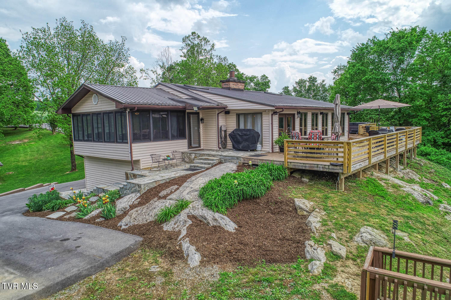 412 Crussell Road, Piney Flats, Tennessee image 6