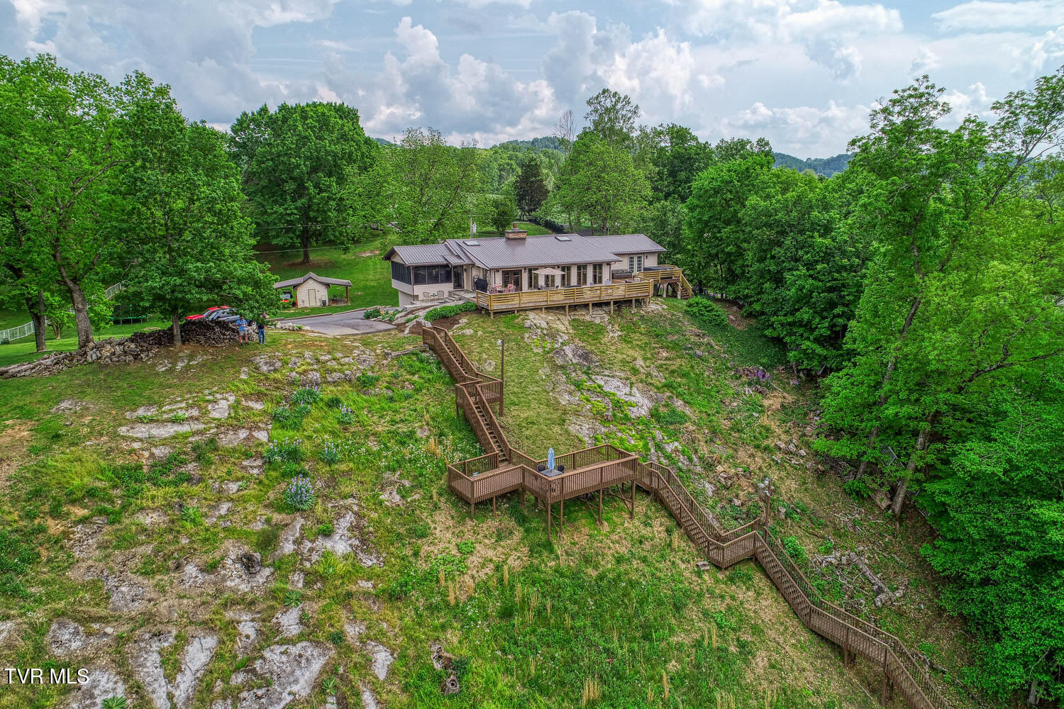 412 Crussell Road, Piney Flats, Tennessee image 10