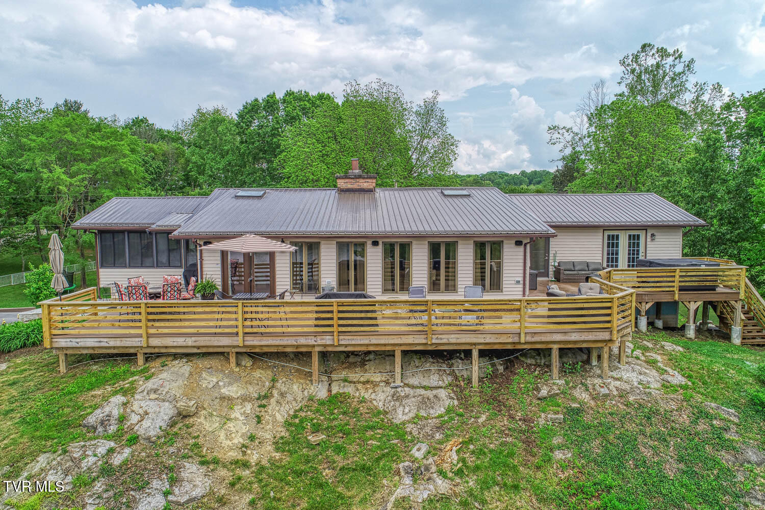 412 Crussell Road, Piney Flats, Tennessee image 4