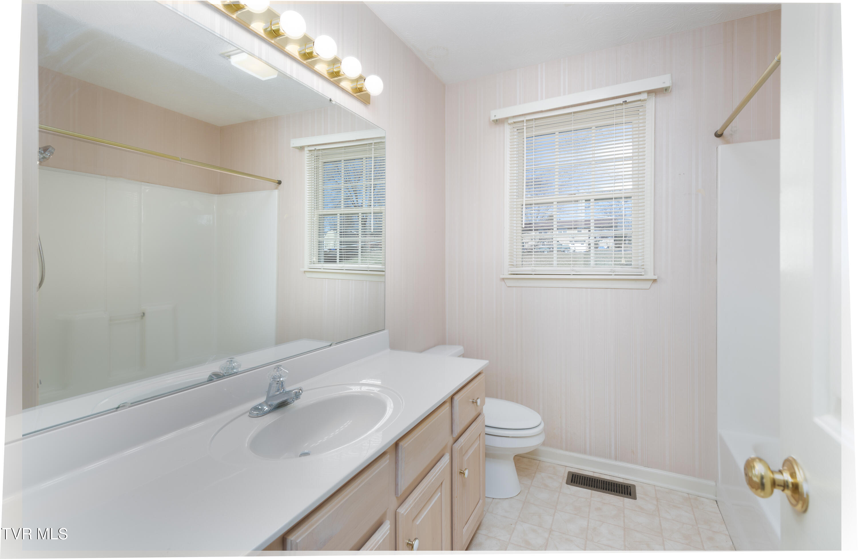 831 Barclay Drive, Abingdon, Virginia image 13