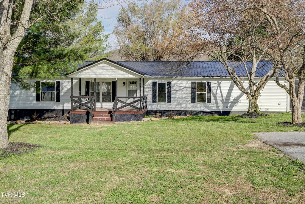 Photo of 287 H Heaton Road, Elizabethton, TN 37643 (MLS # 9992839)