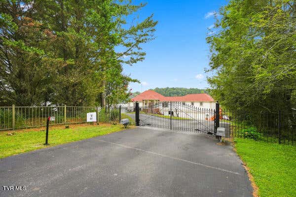 Photo of 426 Lake Point Court, Piney Flats, TN 37686 (MLS # 9999595)