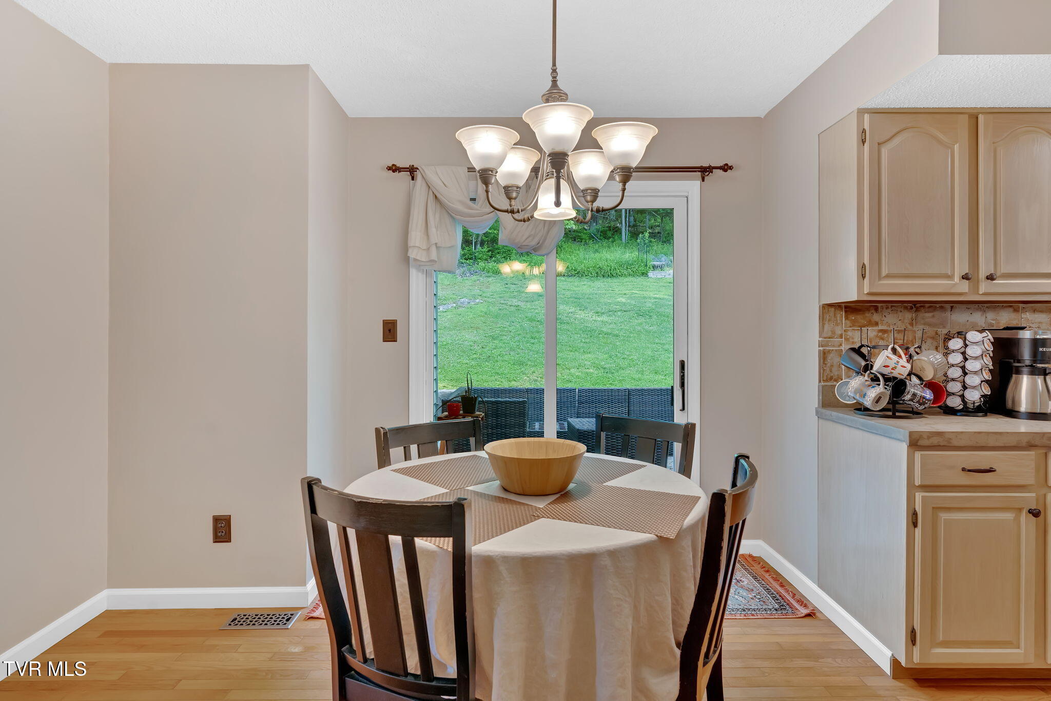 588 Spring Valley Road, Bristol, Virginia image 27