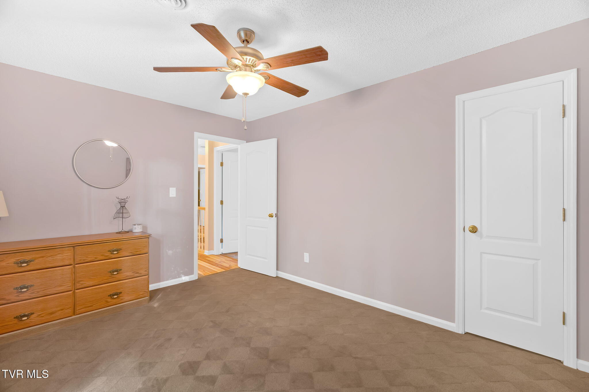 588 Spring Valley Road, Bristol, Virginia image 47