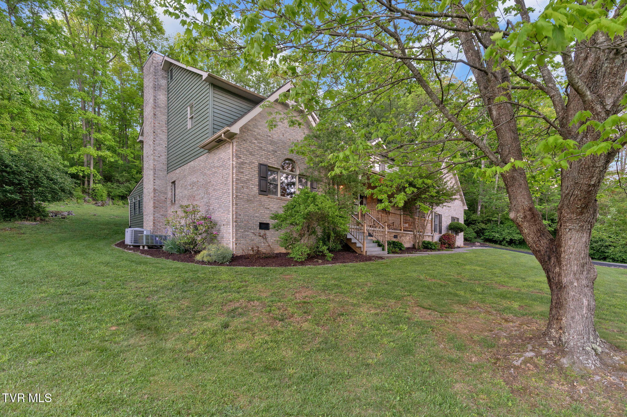 588 Spring Valley Road, Bristol, Virginia image 14