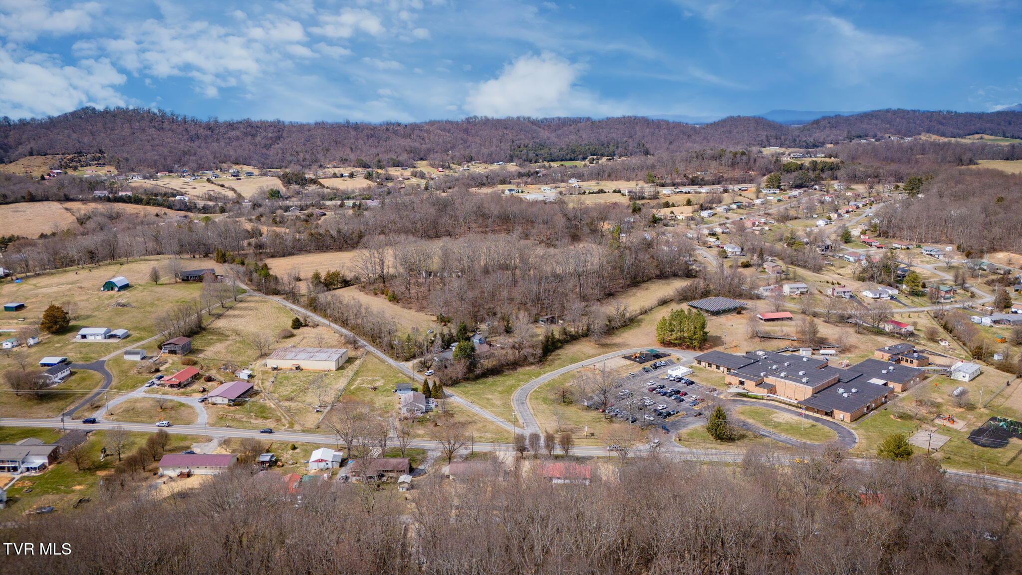 150 Crest Hills Lane, Chuckey, Tennessee image 28