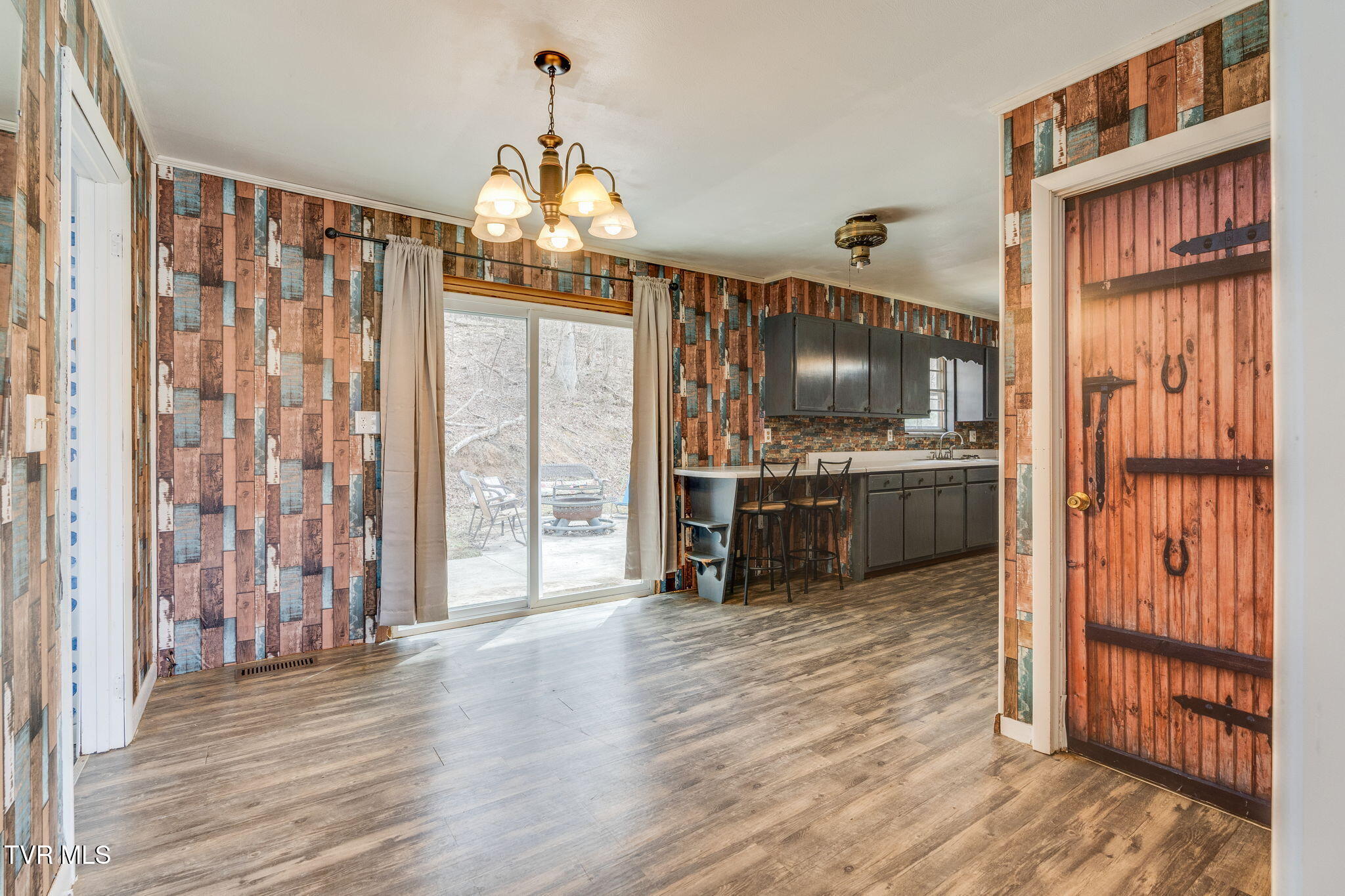 150 Crest Hills Lane, Chuckey, Tennessee image 7