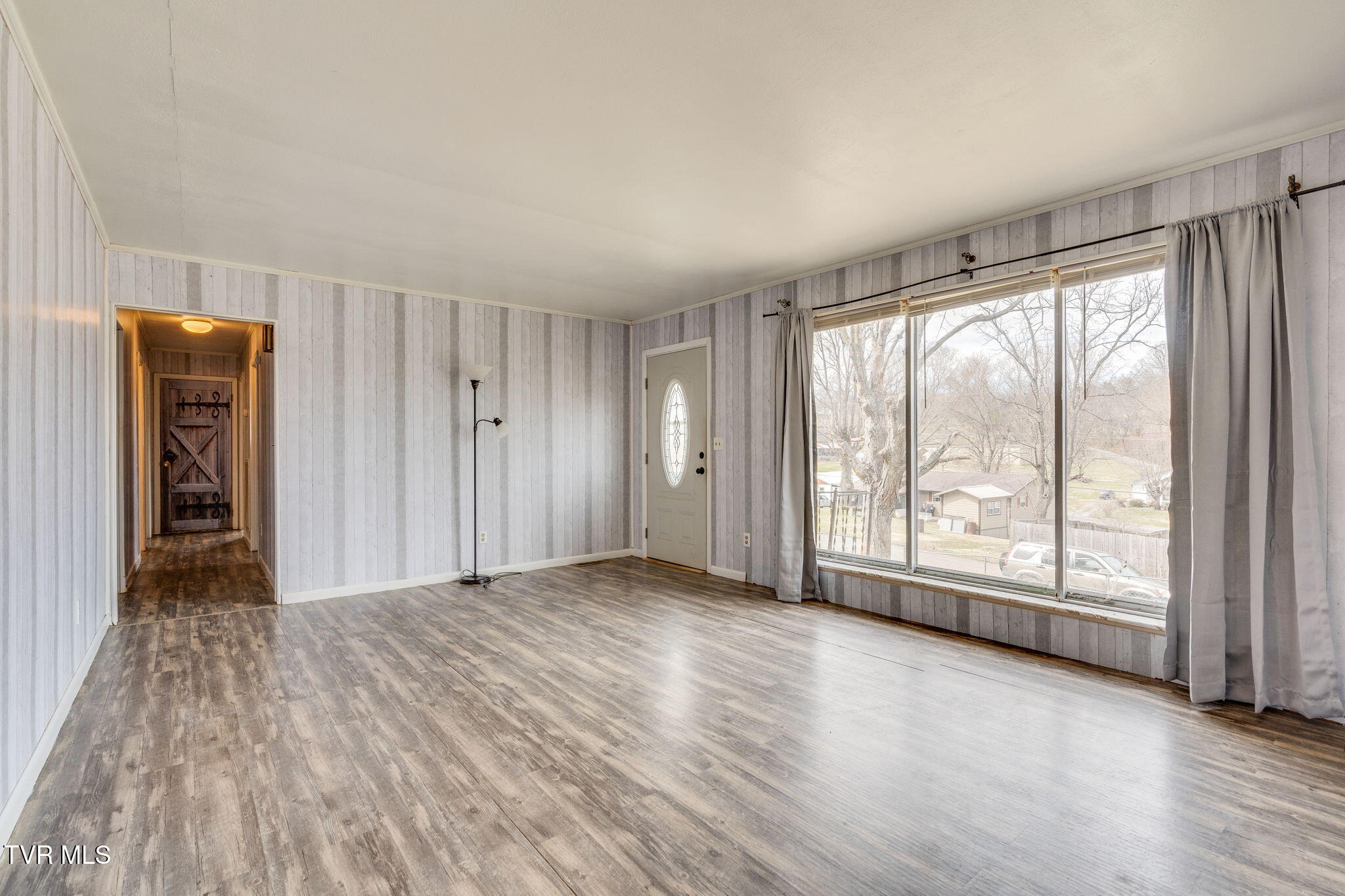 150 Crest Hills Lane, Chuckey, Tennessee image 6