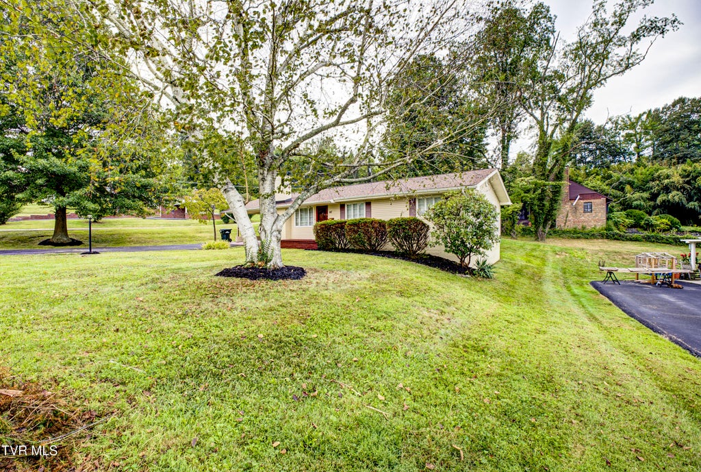 Photo of 167 Cherry Lane, Bristol, VA 24201 (MLS # 10001113)