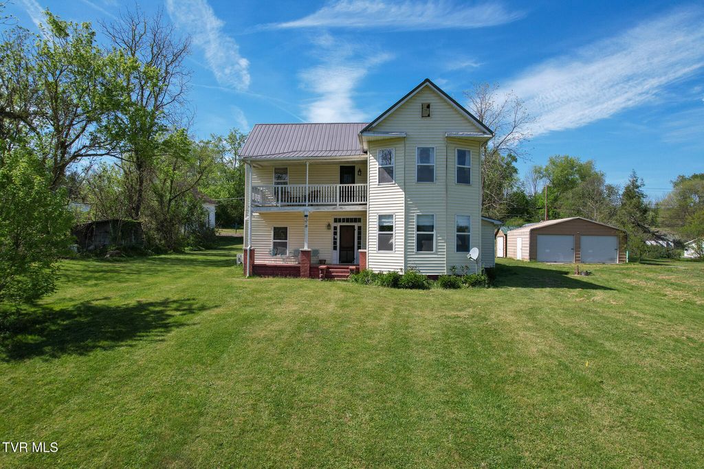 Photo of 210 Evergreen Street, Glade Spring, VA 24340 (MLS # 9994474)