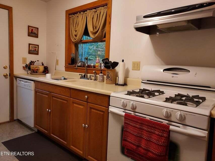 724 Hawk Ridge Road, Sneedville, Tennessee image 24