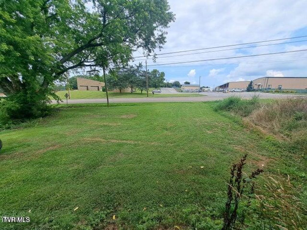 Photo of Tbd West Summer Street, Greeneville, TN 37743 (MLS # 9986554)